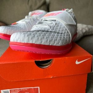 Nike High Jump Elite